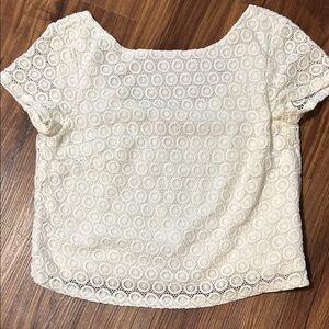 Lilly Pulitzer Cream Lace Short Sleeve Top